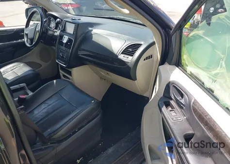 2014 Chrysler Town & Country Touring from USA, damaged, VIN 2C4RC1BG2ER444220